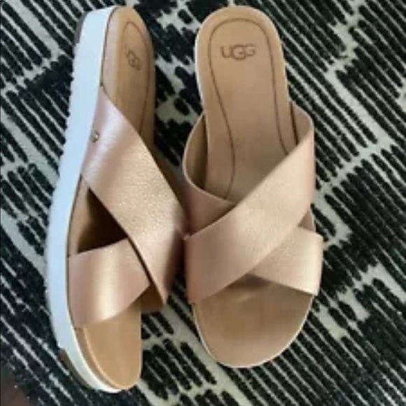 ugg kari sandal rose gold
